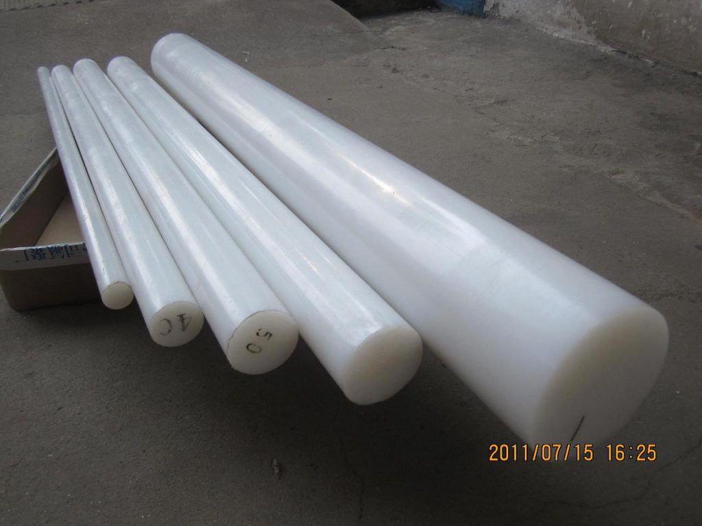 Cây nhựa tròn đặc PP, PE, UHMW-PE 25 Cay nhua tron PE D40 D50 D70 D150