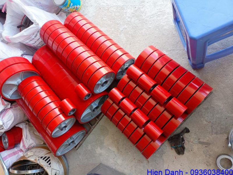 Bánh xe nhựa PU 2 Boc PU banh xe 1