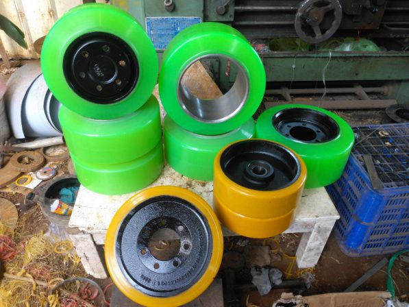 Bọc Bánh Xe Nhựa PU Size 50, 75, 100, 125, 150, 180, 200 tới 300mm - Hình ảnh 3