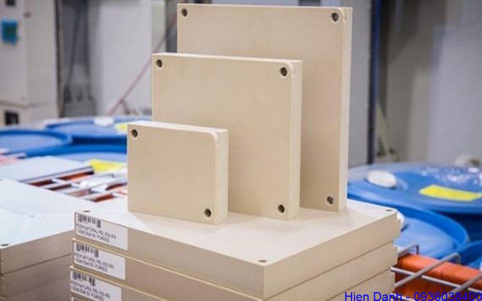 Thanh nhựa PEEK 10, 15, 20, 25, 30, 35, 40, 45, 50 cắt theo yêu cầu 3 Thanh nhựa peek gia công cắt lẻ