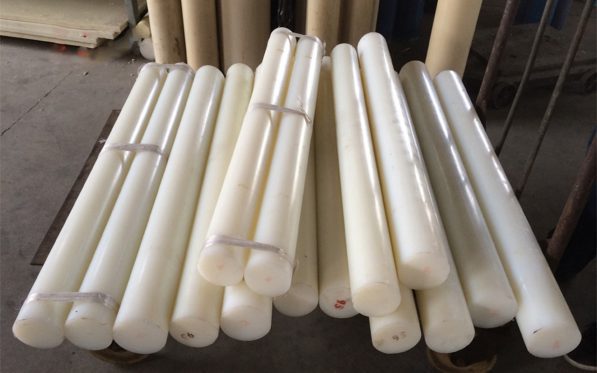 Nhựa PA cây tròn phi 45 ly