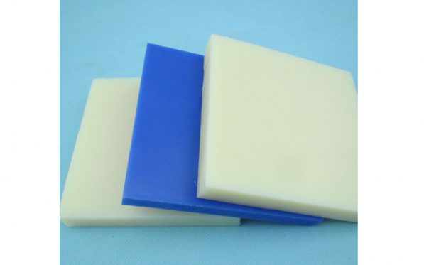 Thanh nhựa PA hình vuông dày 8 ly