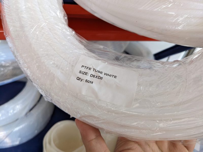 Ống teflon phi 2x4, 4x6, 6x8, 8x10, 10x12 chịu nhiệt màu trắng trong 19 Ong teflon ptfe d6xd8 trang duc